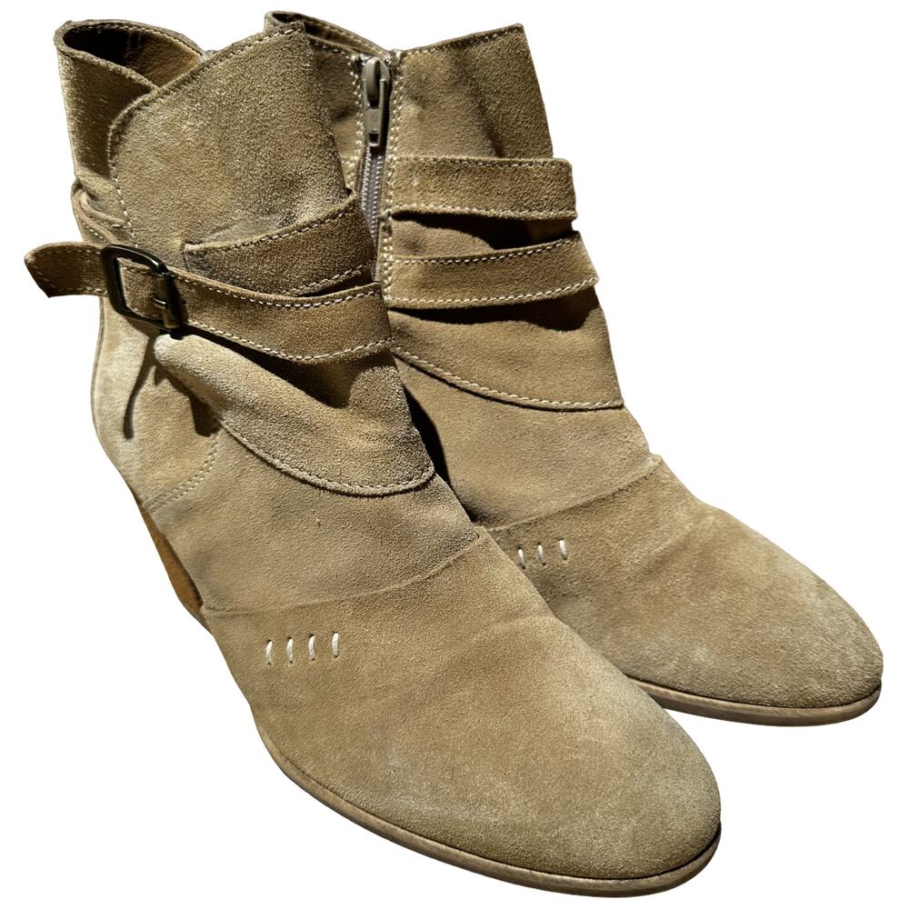 Sundance Suede Leather Ankle Bootie Pointed Toe Buckle Strap Block Heels Tan 9.5